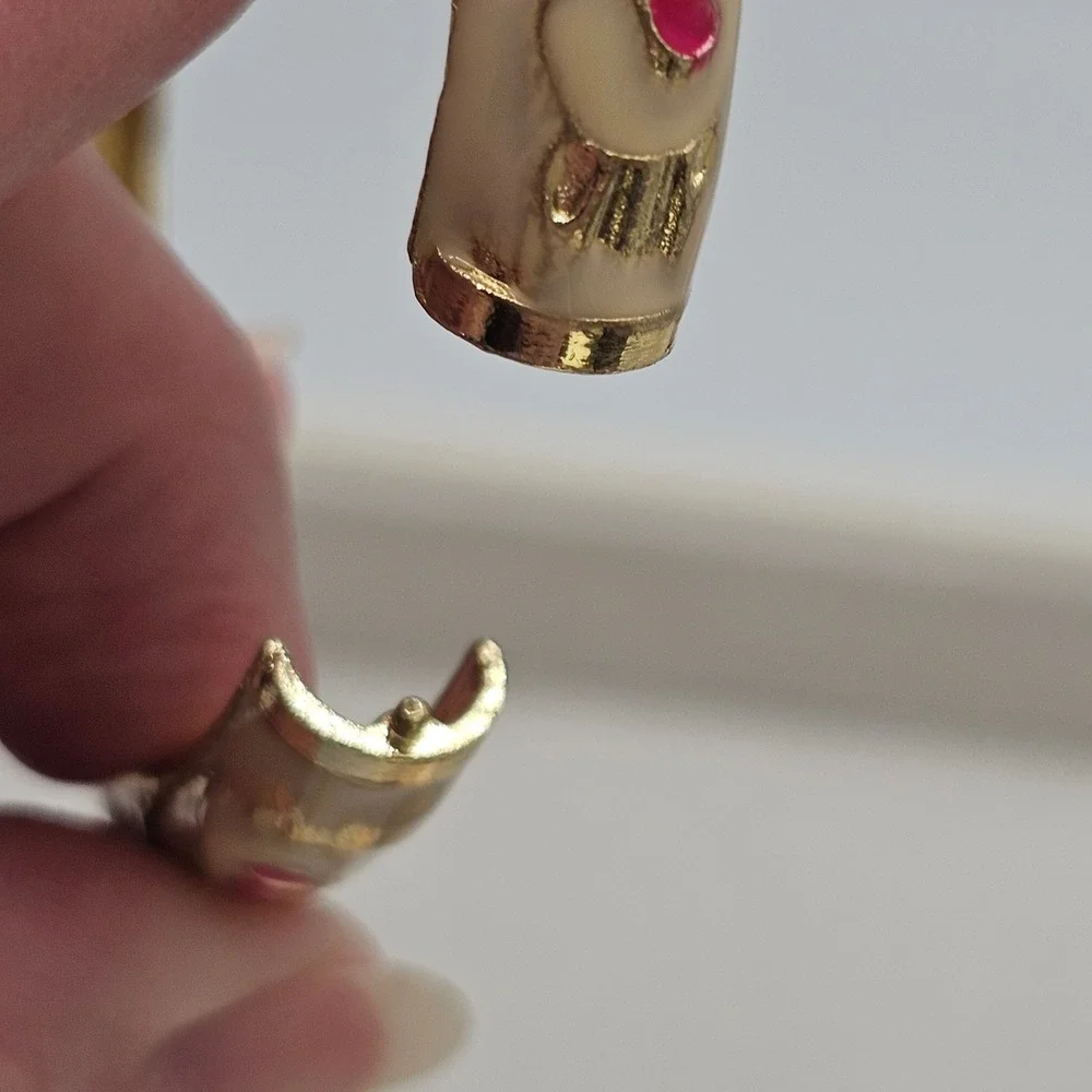 Enamel Floral Clamper Bracelet Cream Pink Gold Tone Hinged 7 Inch